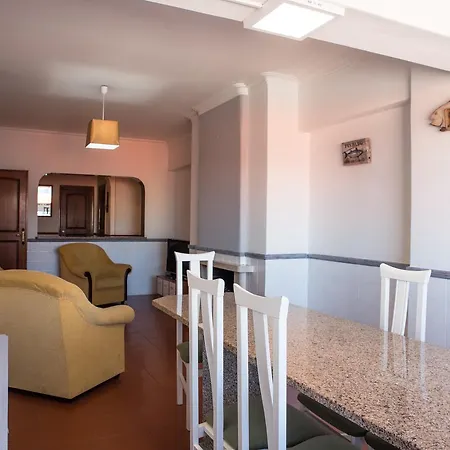 Casa Das Sardinhas * エリセイラ